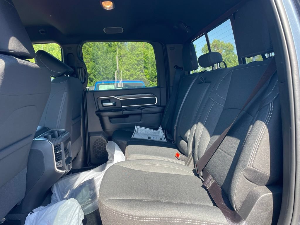 New 2026 RAM 2500 Big Horn AWD/4WD image 9