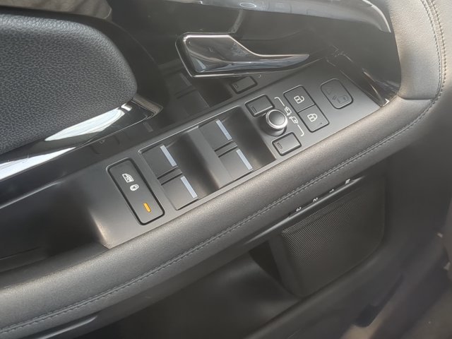 Used 2021 Land Rover Range Rover Evoque R-Dynamic SE AWD/4WD image 10
