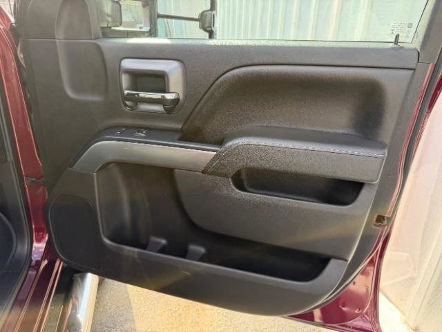 Used 2016 Chevrolet Silverado 2500 LT w/ LT Convenience Package AWD/4WD image 33