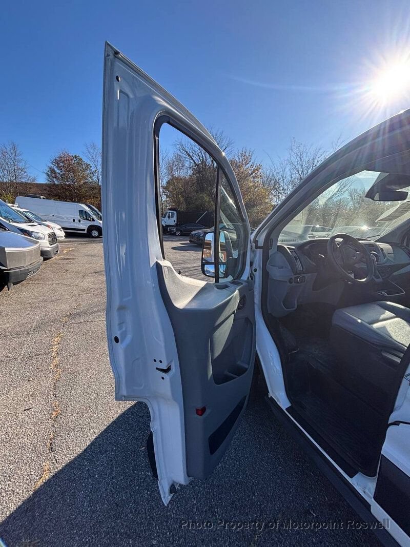 Used 2018 Ford Transit 350 XL RWD image 9