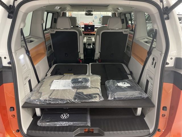 New 2025 Volkswagen ID. Buzz 1st Edition image 25