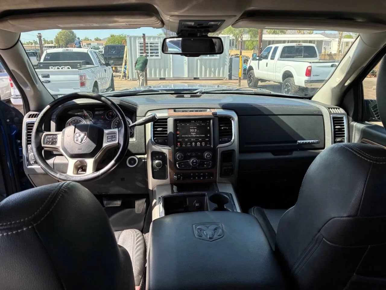 Used 2014 RAM 2500 Laramie w/ Convenience Group AWD/4WD image 18