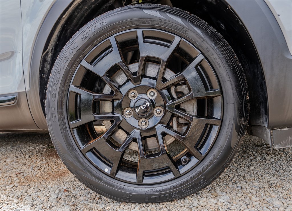 Used 2022 Kia Telluride EX w/ EX Premium Package AWD/4WD image 13