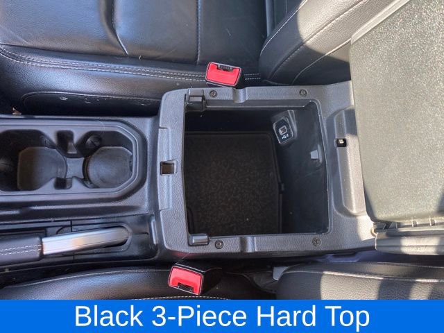 Used 2019 Jeep Wrangler Unlimited Sahara image 16