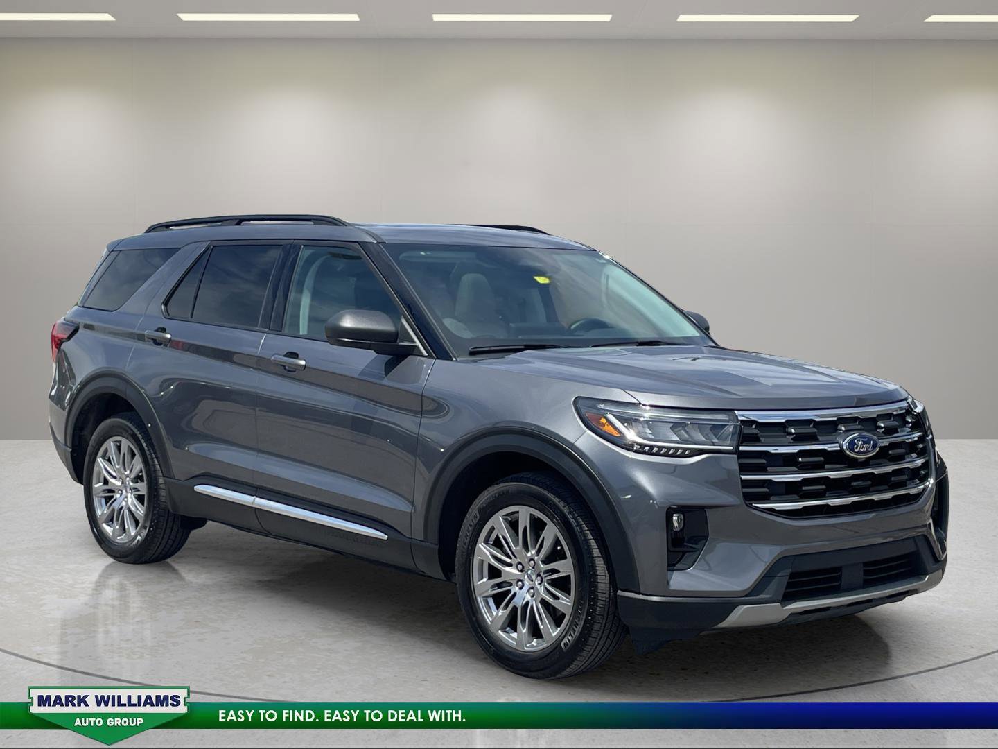 Used 2025 Ford Explorer Active w/ Active Comfort Package AWD/4WD image 1