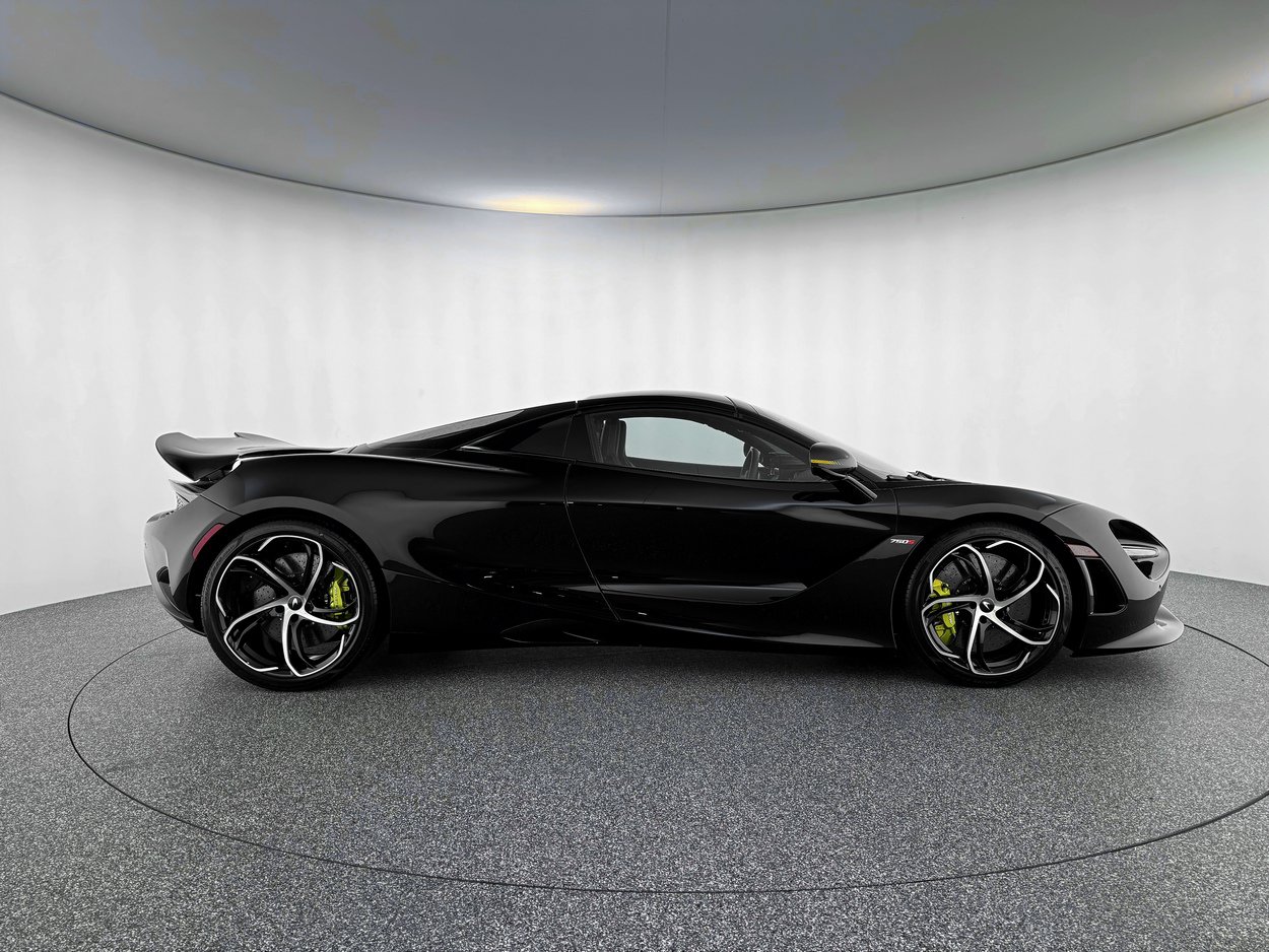 New 2026 McLaren 750S Spider RWD image 7