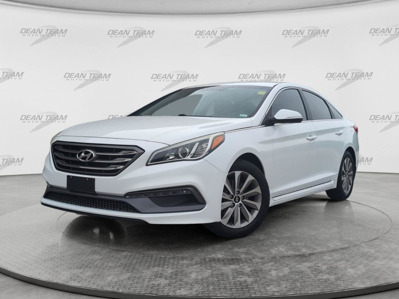 Used 2016 Hyundai Sonata Sport w/ Cargo Package FWD image 4