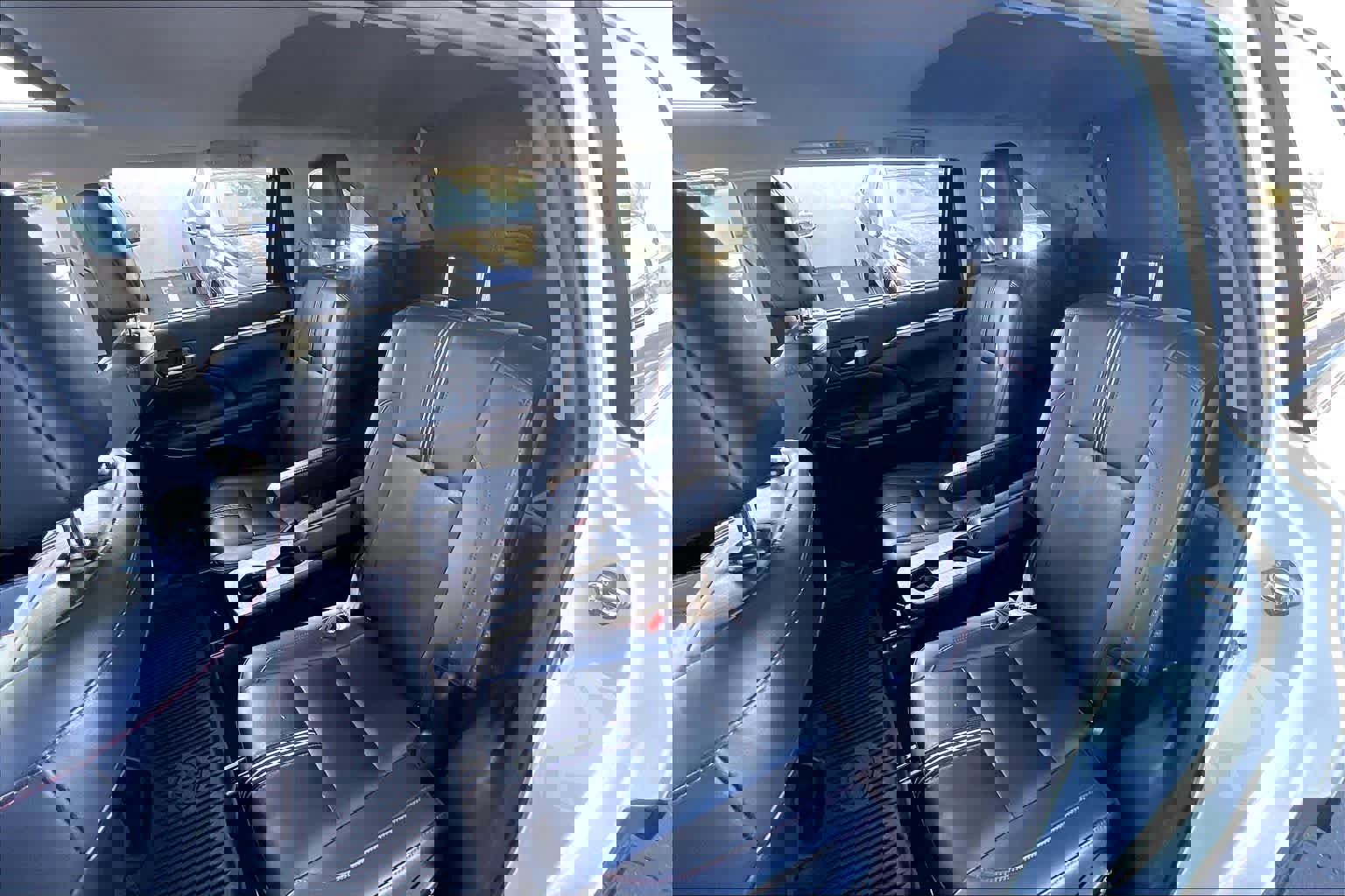 Used 2019 Toyota Highlander SE image 28