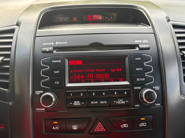 Used 2012 Kia Sorento LX w/ Convenience Pkg image 29