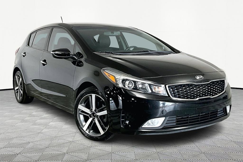 Used 2017 Kia Forte EX image 1