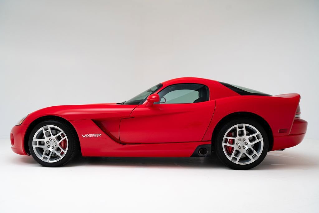 Used 2006 Dodge Viper SRT-10 RWD image 3