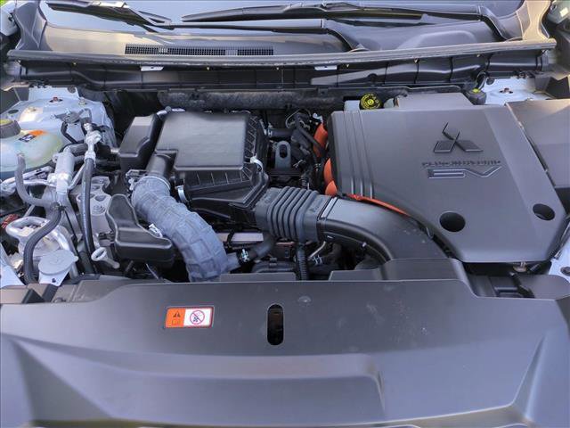 Used 2024 Mitsubishi Outlander ES image 21