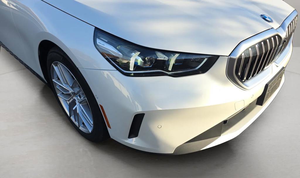 Used 2025 BMW 530i xDrive 530i xDrive image 10