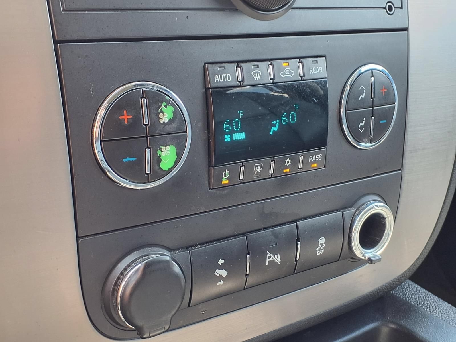 Used 2012 GMC Yukon SLT w/ SLT-2 Equipment Package AWD/4WD image 25