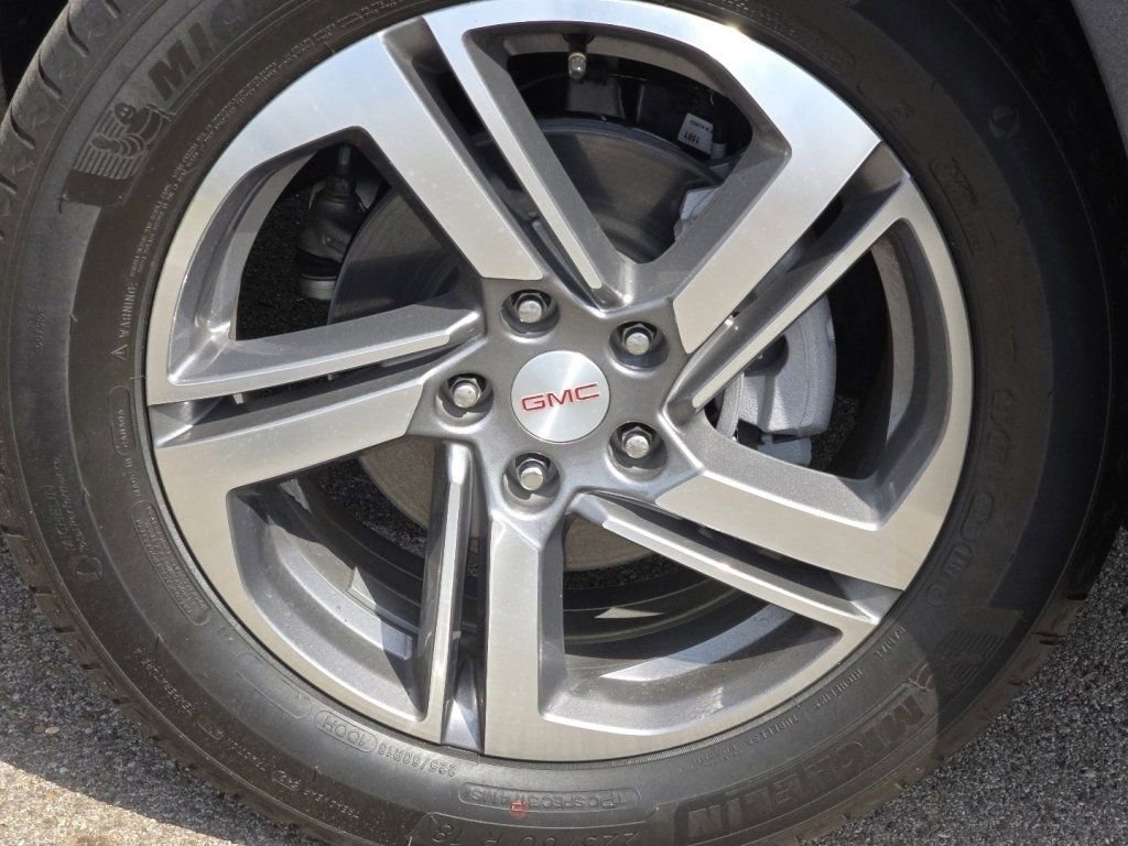 Used 2020 GMC Terrain SLT w/ Preferred Package AWD/4WD image 8
