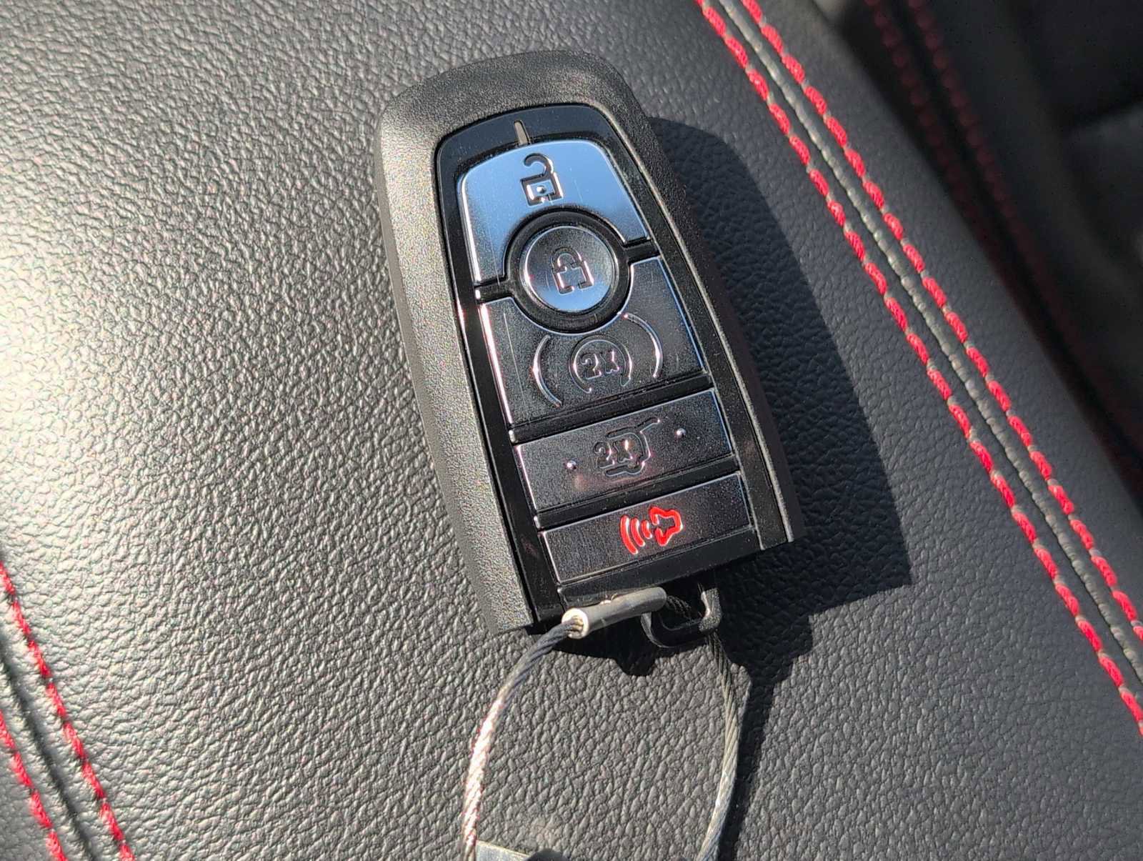 New 2026 Ford Escape ST-Line w/ Tech Pack #1 image 25