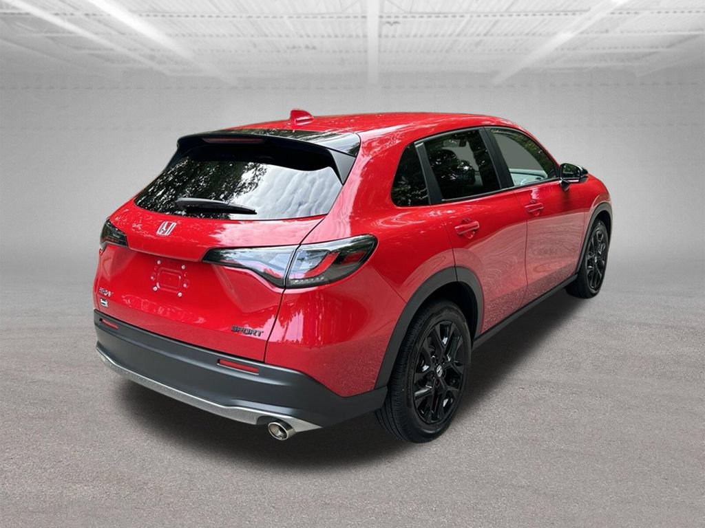 Used 2025 Honda HR-V Sport image 5
