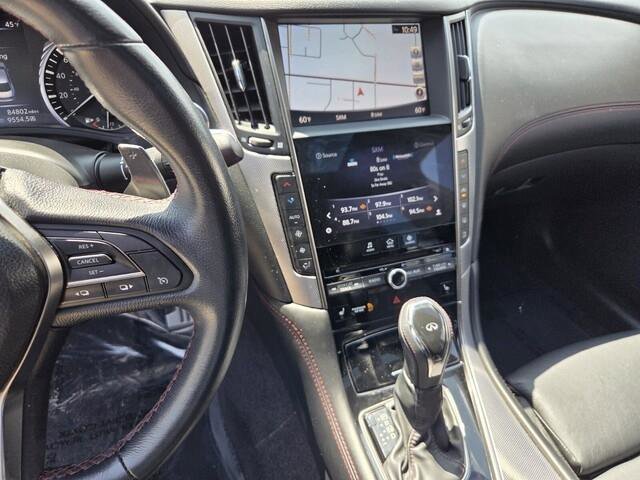 Used 2018 INFINITI Q50 Red Sport 400 w/ Sensory Package (Sport) image 9