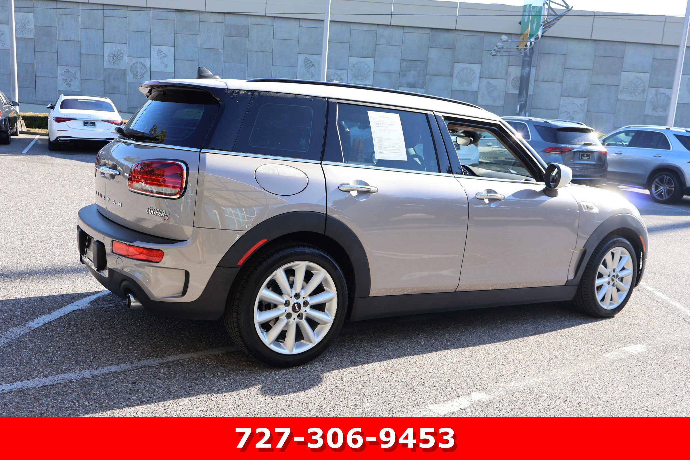 Used 2022 MINI Cooper Clubman S w/ Signature Upholstery Package image 10