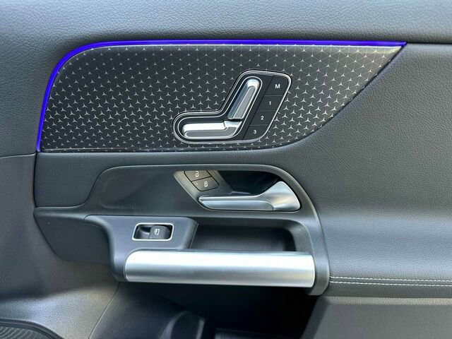 Used 2025 Mercedes-Benz GLA 250 image 22