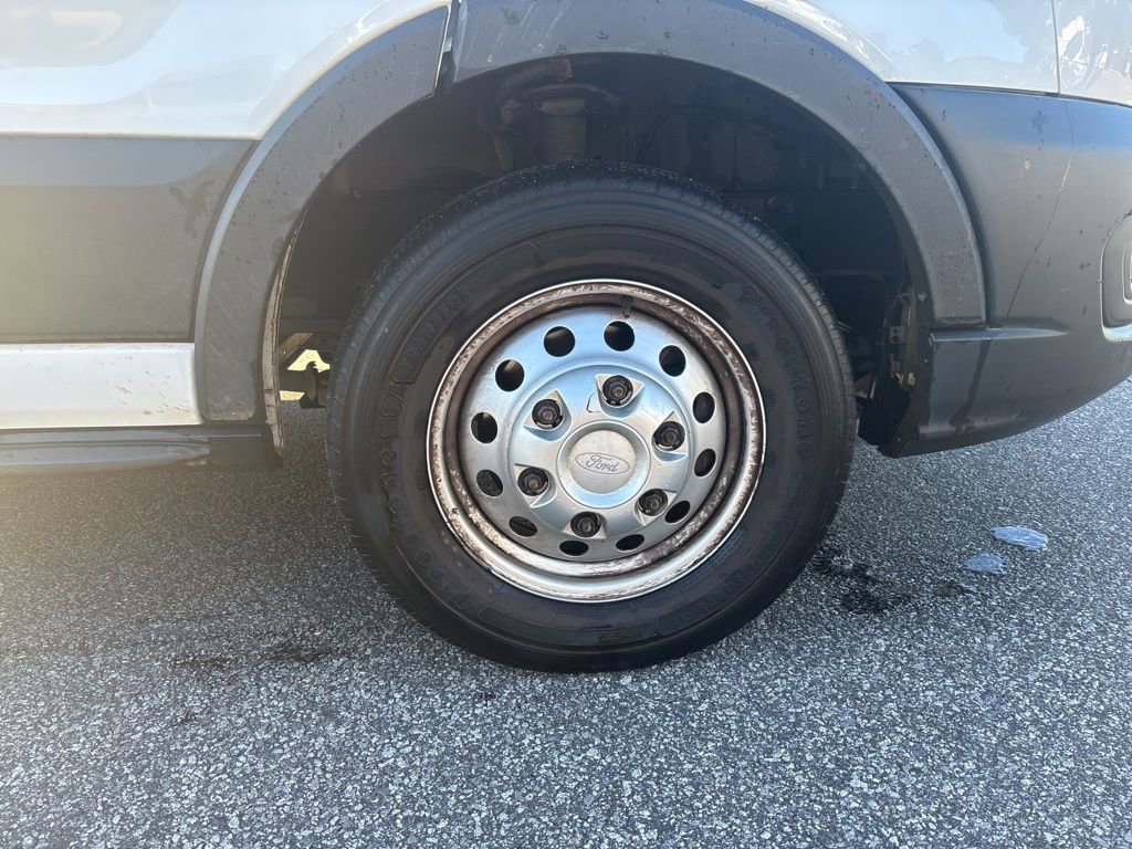 Used 2023 Ford Transit 250 Medium Roof AWD w/ Load Area Protection Package image 10