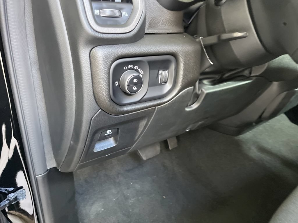 New 2023 RAM 1500 Tradesman w/ Night Edition RWD image 28