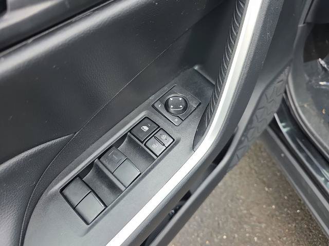 Used 2024 Toyota RAV4 LE AWD/4WD image 20