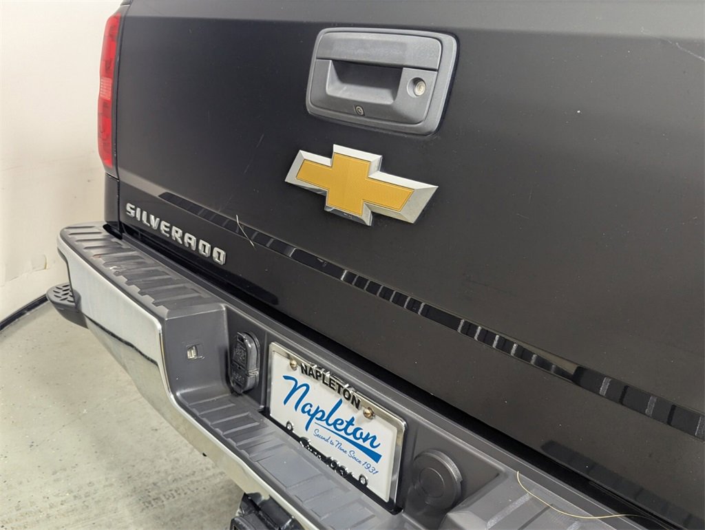 Used 2018 Chevrolet Silverado 1500 LT w/ All Star Edition image 8