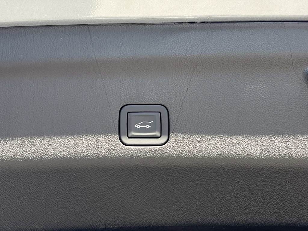 New 2026 Chevrolet Tahoe Premier image 21