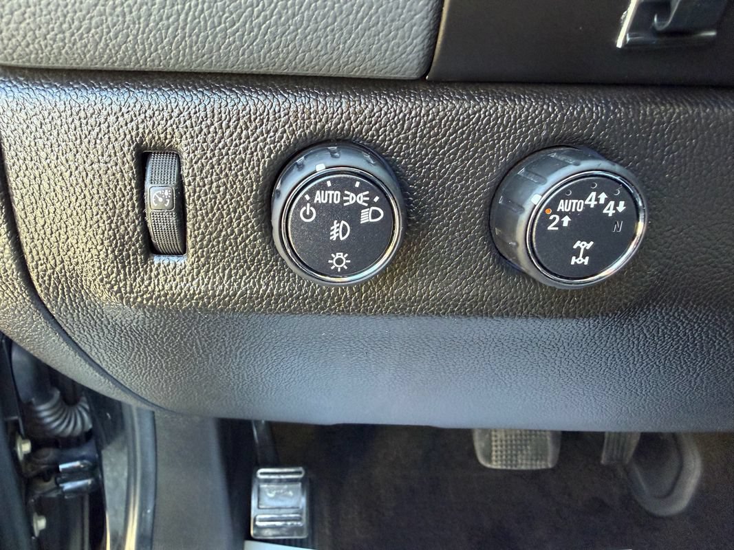 Used 2018 Chevrolet Colorado Z71 AWD/4WD image 15