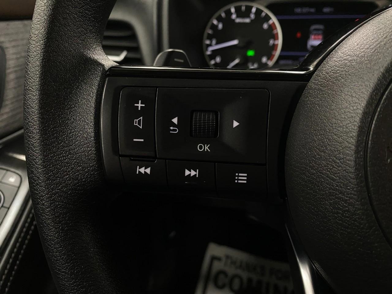 Certified 2023 Nissan Rogue SV image 15