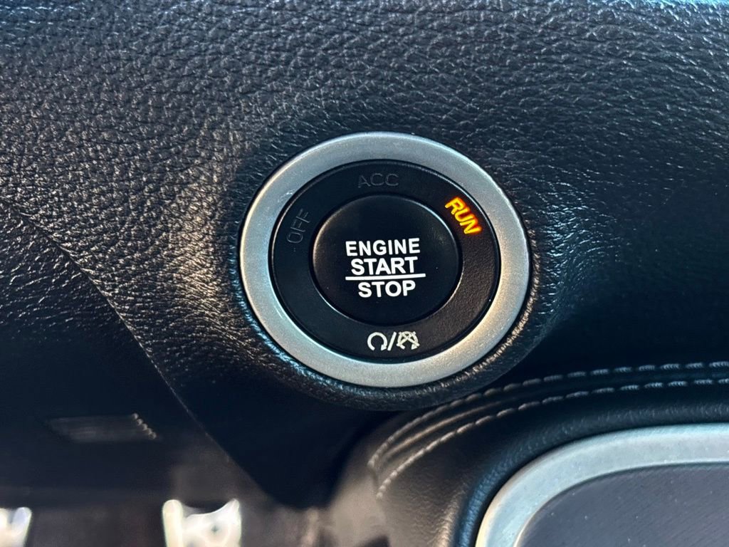 Used 2022 Dodge Challenger R/T image 18