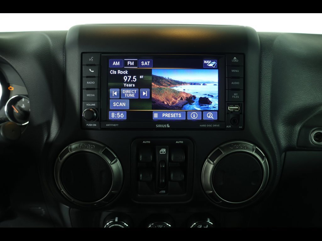 Used 2018 Jeep Wrangler Unlimited Sahara image 20