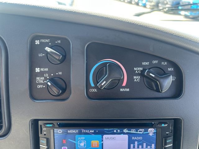 Used 2003 Ford E-150 and Econoline 150 RWD image 20