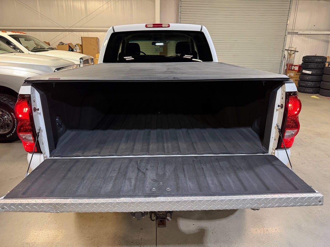 Used 2006 Chevrolet Silverado 2500 LT w/ Onstar Plus Package AWD/4WD image 73