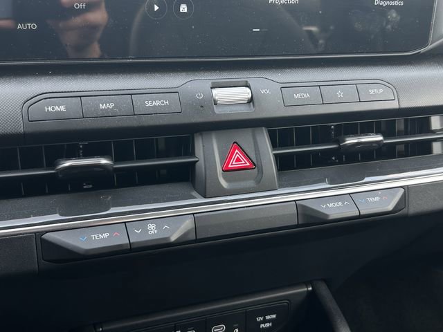 Used 2025 Kia K4 EX image 22