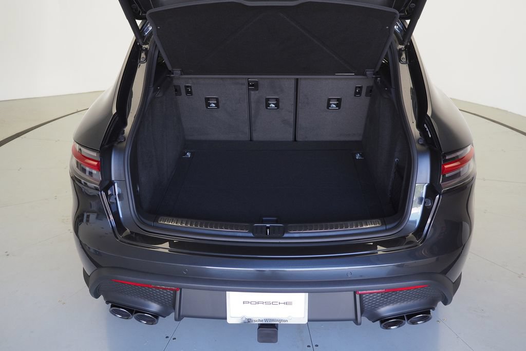 New 2026 Porsche Macan AWD/4WD image 26