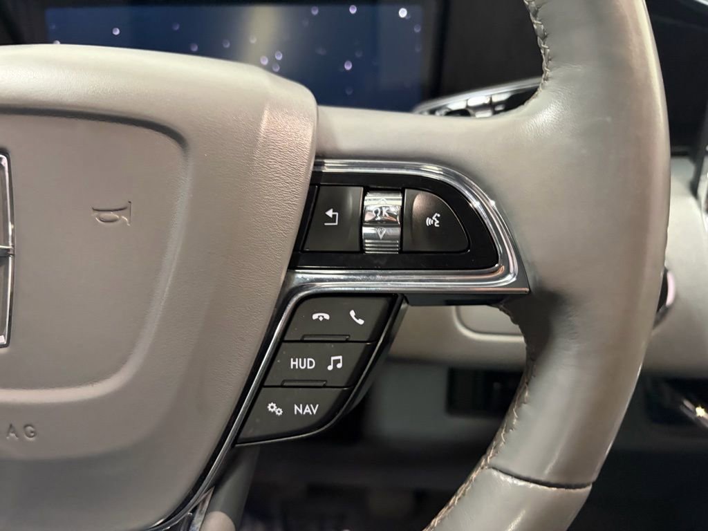 Used 2019 Lincoln Navigator Reserve AWD/4WD image 21