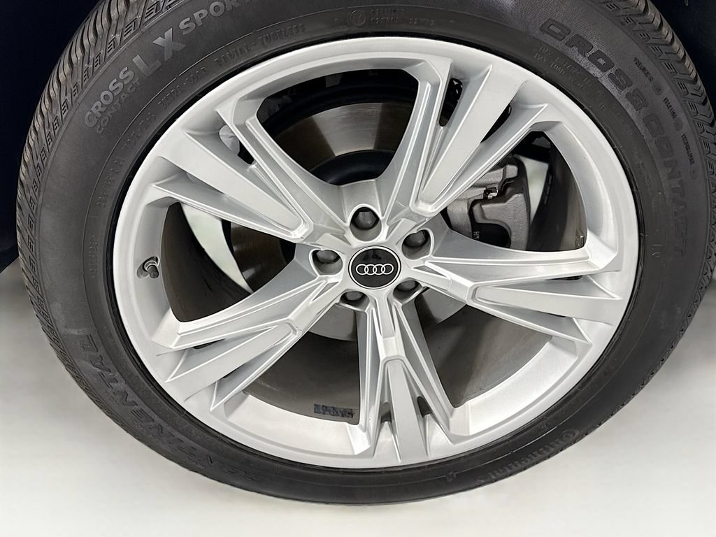 Certified 2023 Audi Q8 Premium w/ Convenience Package AWD/4WD image 32