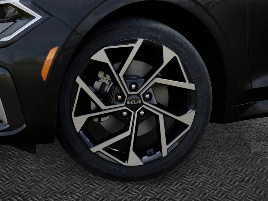 New 2025 Kia K5 EX image 9