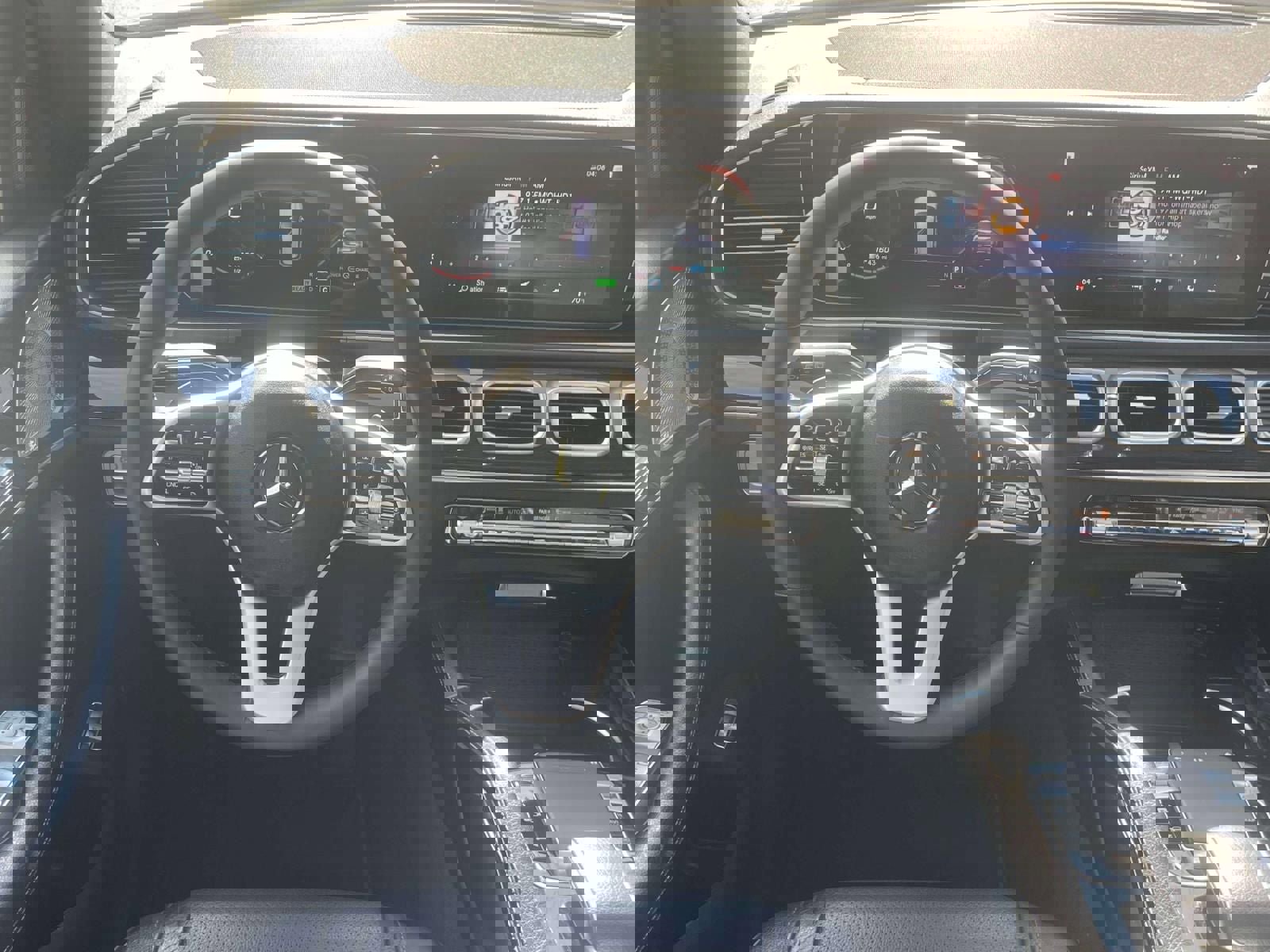 Used 2020 Mercedes-Benz GLS 450 4MATIC image 14