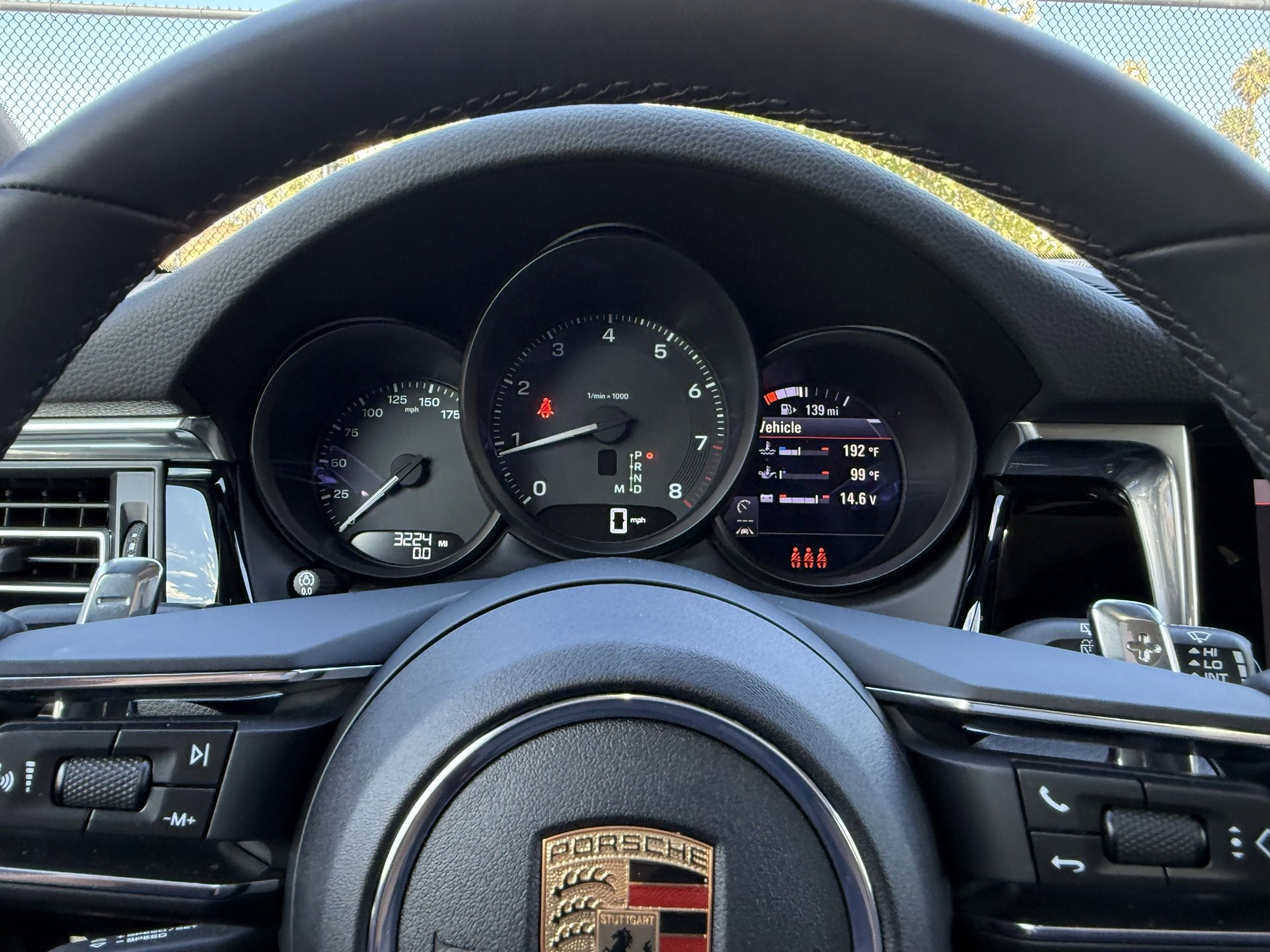 Used 2025 Porsche Macan image 16