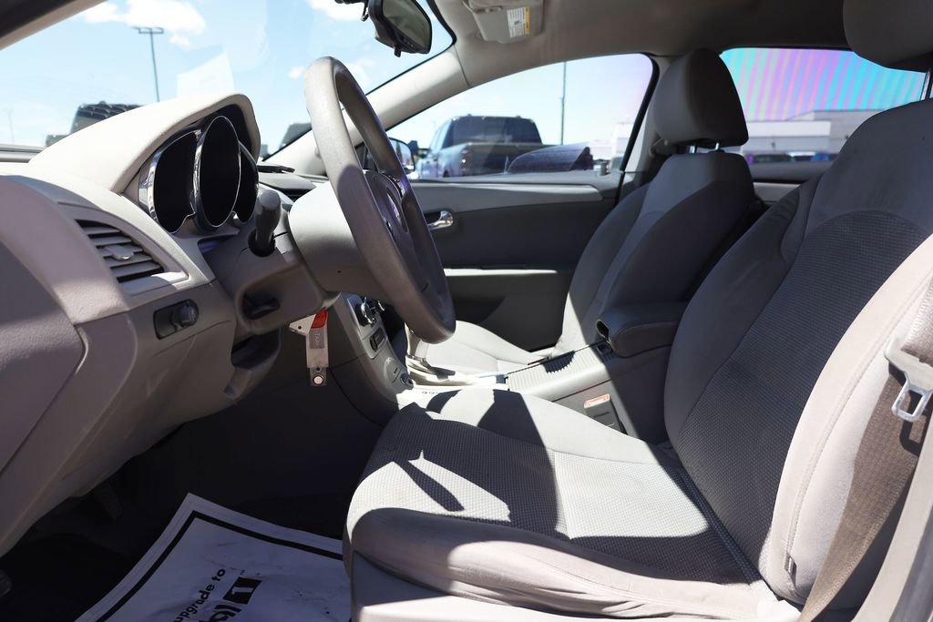 Used 2010 Chevrolet Malibu LS FWD image 11