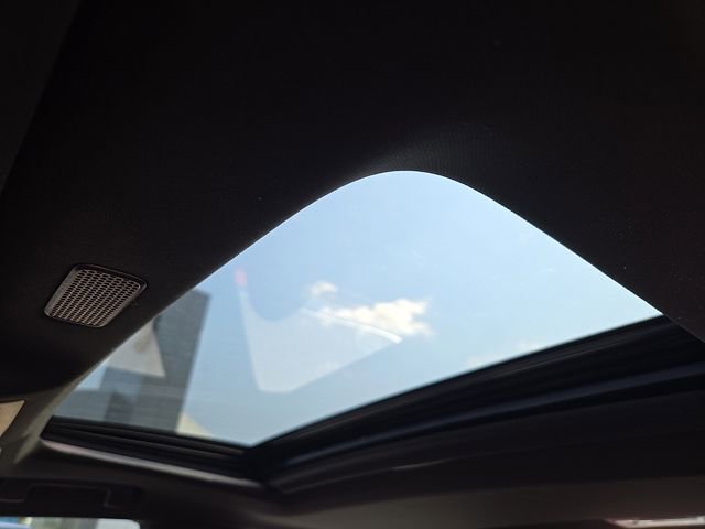 Certified 2025 Lexus ES 350 F Sport image 13