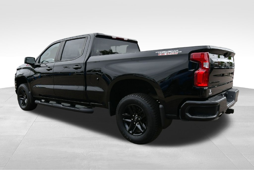 Used 2022 Chevrolet Silverado 1500 LT Trail Boss w/ Bed Protection Package AWD/4WD image 5