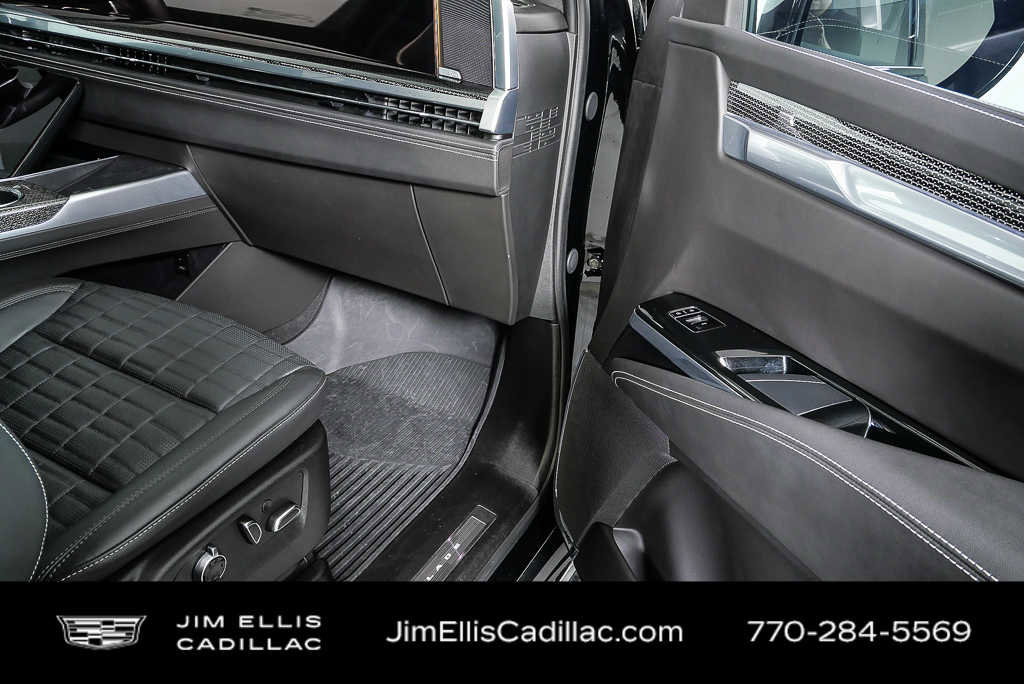 Certified 2025 Cadillac Escalade V w/ LPO, ONYX Package image 27