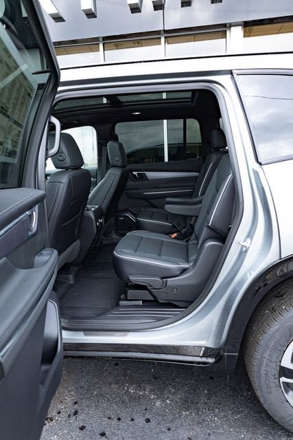 New 2026 Buick Enclave Sport Touring w/ Power Package FWD image 30