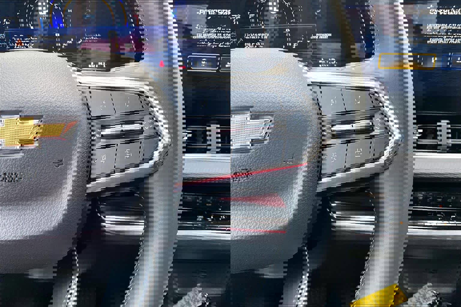 Used 2025 Chevrolet Equinox LT image 20