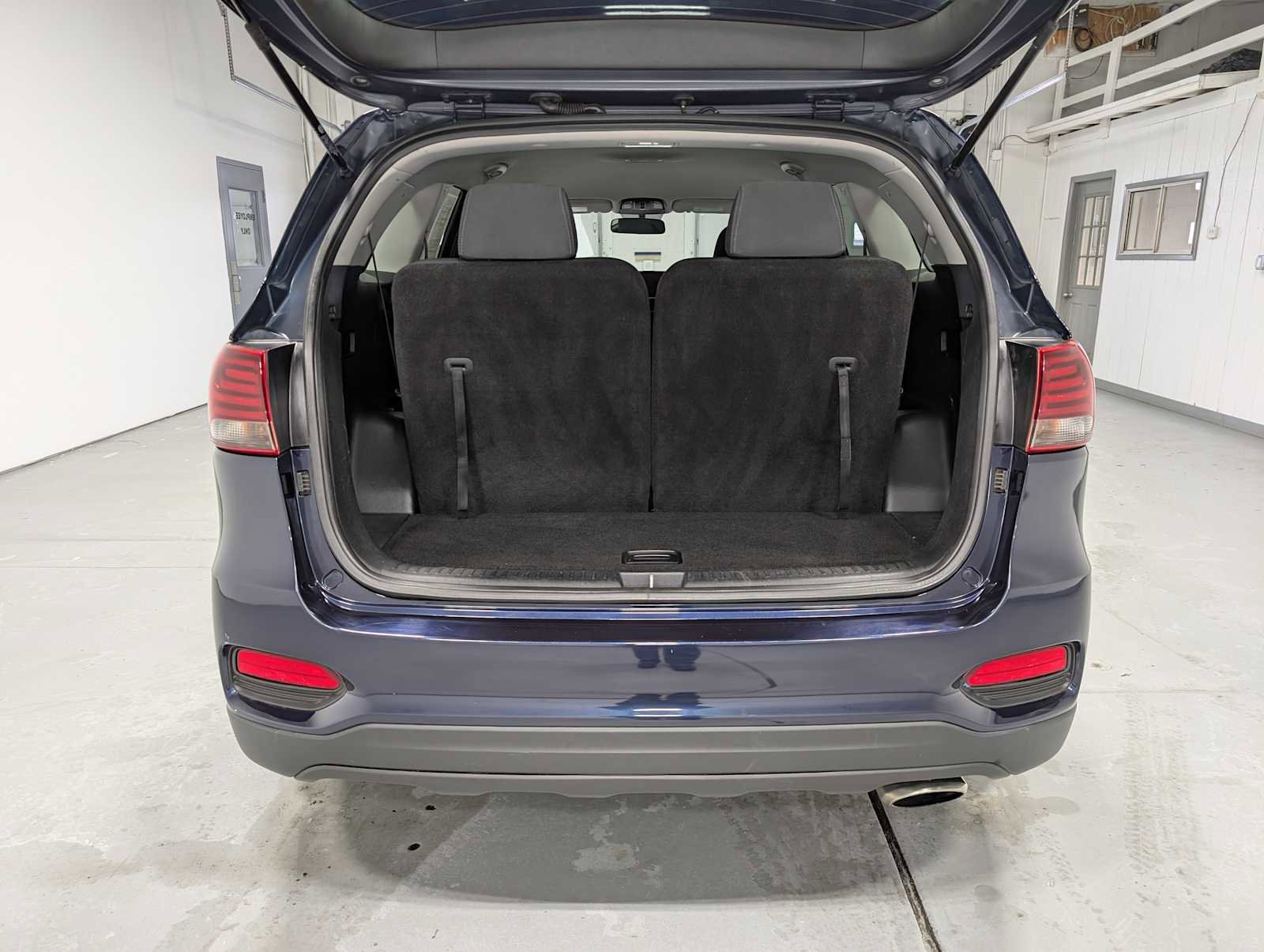 Used 2020 Kia Sorento LX image 40