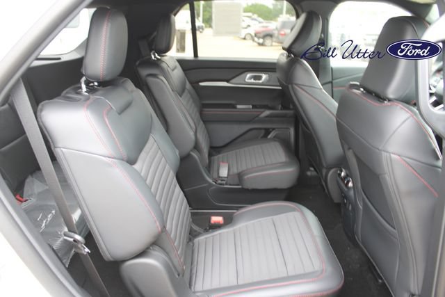 New 2026 Ford Explorer ST-Line w/ ST-Line Street Pack RWD image 9